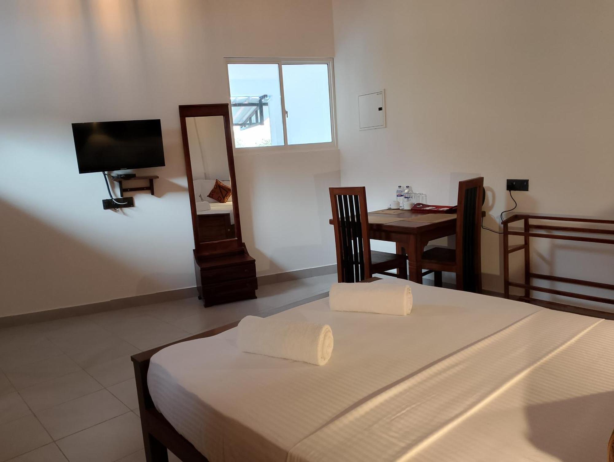 Malindu Yala Gate Hotell Tissamaharama Eksteriør bilde