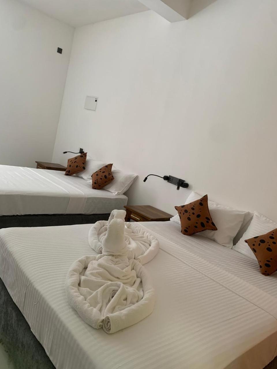 Malindu Yala Gate Hotell Tissamaharama Eksteriør bilde