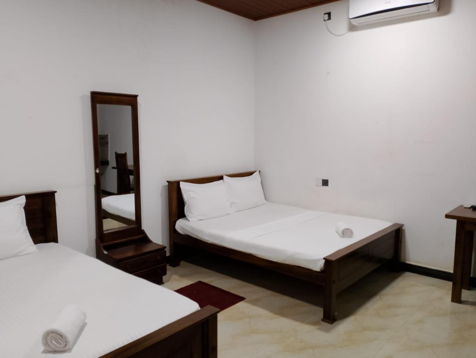 Malindu Yala Gate Hotell Tissamaharama Eksteriør bilde